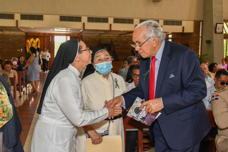 Dir. Ejecutivo de CONAPE, participo en la misa del centenario del Hospicio San Vicente de Paúl