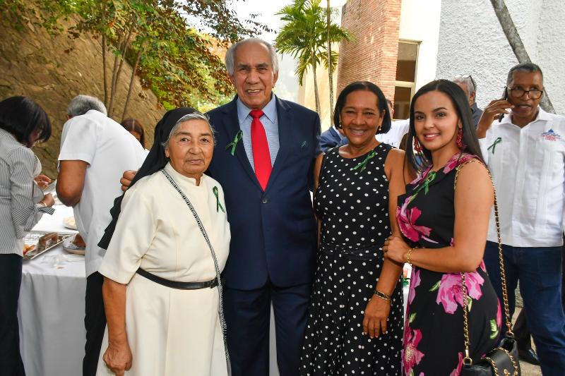 Dir. Ejecutivo de CONAPE, participo en la misa del centenario del Hospicio San Vicente de Paúl
