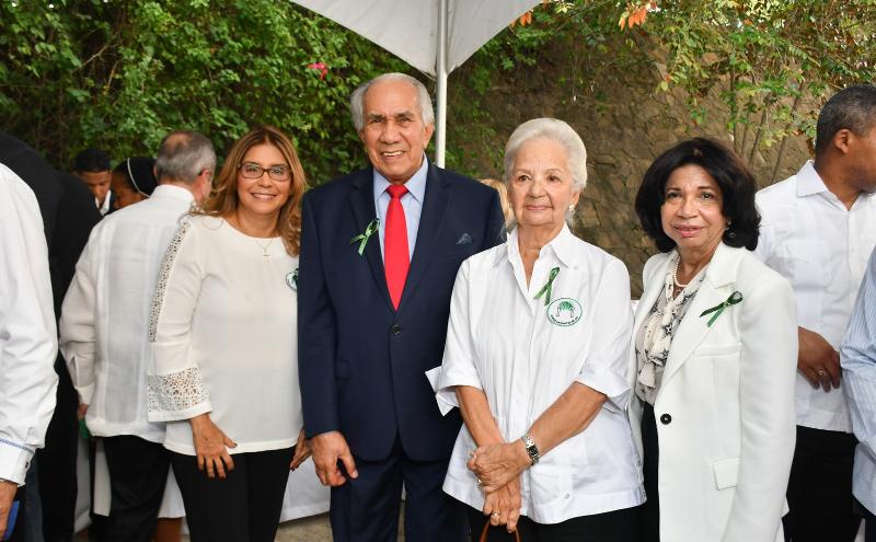 Dir. Ejecutivo de CONAPE, participo en la misa del centenario del Hospicio San Vicente de Paúl