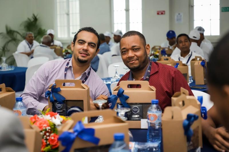 CONAPE celebra el Día del Padre junto a sus colaboradores