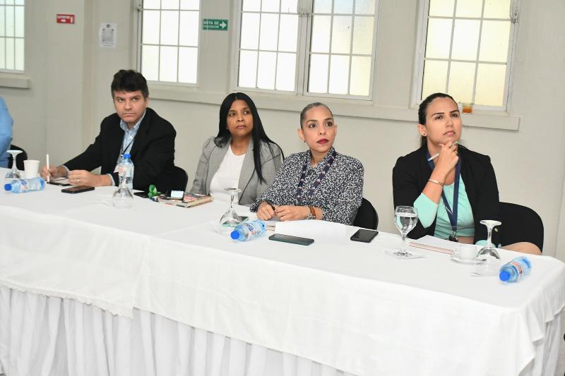 CONAPE se reúne con la Comisión Oficial de la Agencia Francesa del Desarrollo