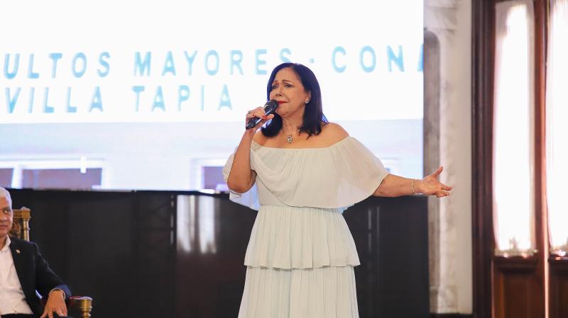 El Presidente Luis Abinader y CONAPE otorgan premios en el Día Internacional de la Persona de Edad
