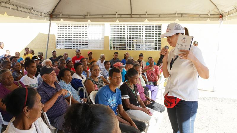 CONAPE participa Jornada de Inclusión Social en el Municipio de Juan de Herrera, provincia San Juan