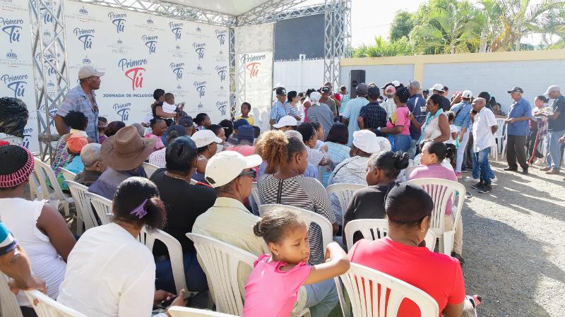 CONAPE participa Jornada de Inclusión Social en el Municipio de Juan de Herrera, provincia San Juan