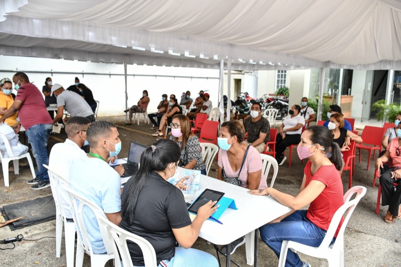 CONAPE respalda en la Jornada de Vacunación Comunitaria encabezada por el presidente Luis Abinader