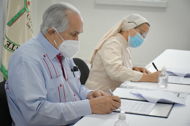 CONAPE firma convenio con Hogar de Ancianos Nuestra Señora de Fátima