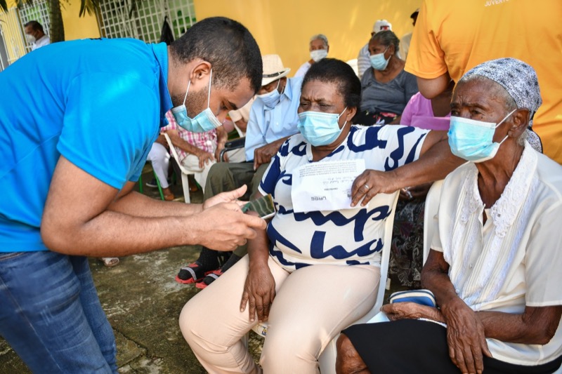 CONAPE realiza Jornada de Inclusión Social en el sector Los Guandules