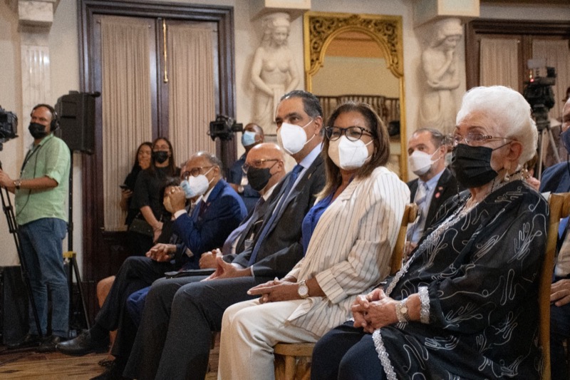 Presidencia de la Republica y CONAPE reconocen adultos mayores destacados