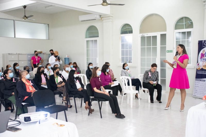 CONAPE realiza conferencia de sensibilización frente al cáncer de mama