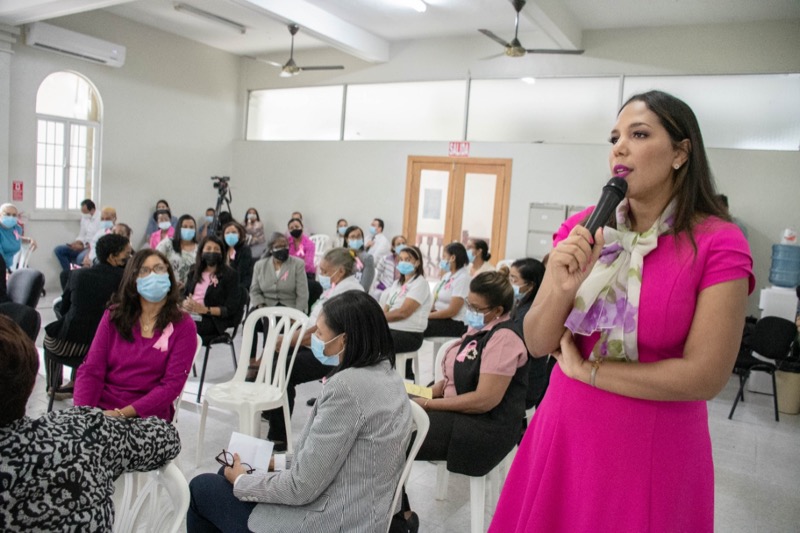 CONAPE realiza conferencia de sensibilización frente al cáncer de mama
