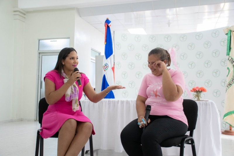CONAPE realiza conferencia de sensibilización frente al cáncer de mama