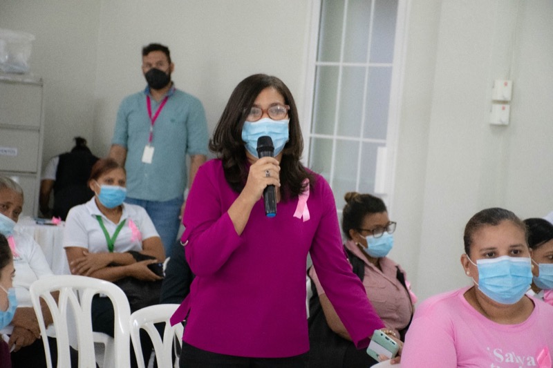 CONAPE realiza conferencia de sensibilización frente al cáncer de mama