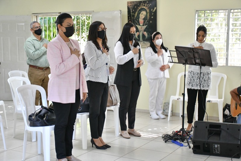 El CONAPE participa en la Semana de Fiesta en honor a los Adultos Mayores de Moca 