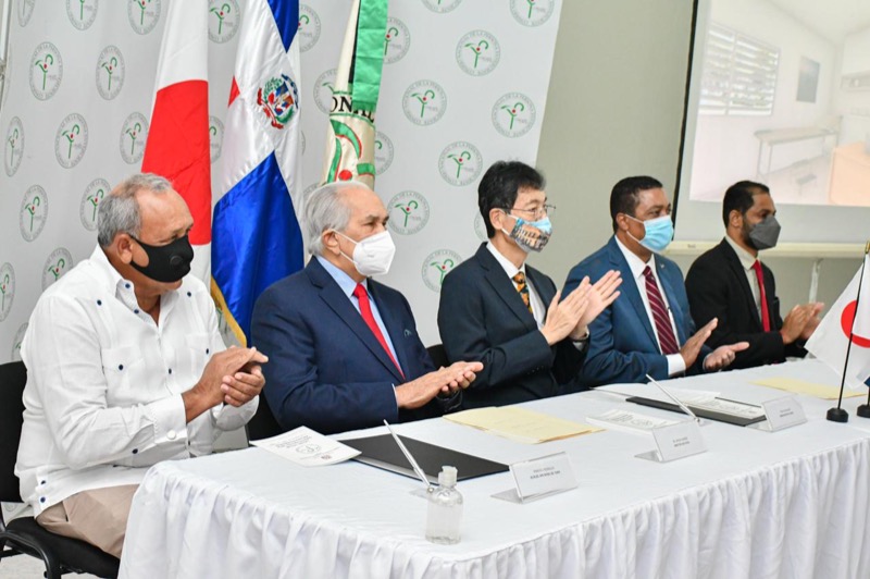 La embajada de Japón donó RD$5.2 millones para la construcción de un asilo