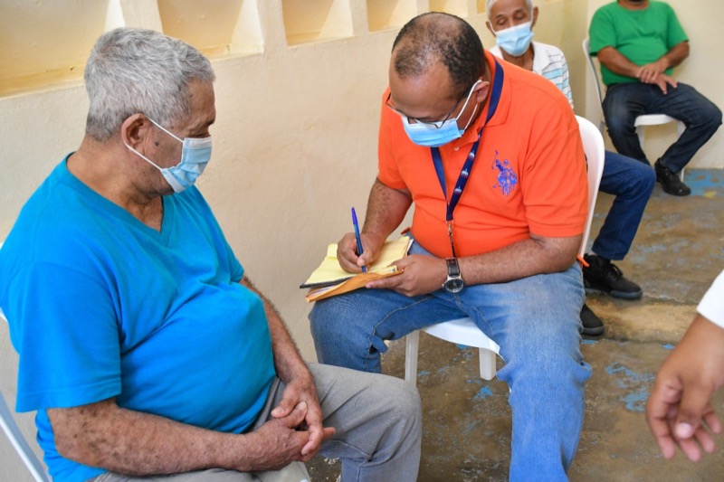 CONAPE visita al Centro de Corrección y Rehabilitación de Monte Plata Hombre 