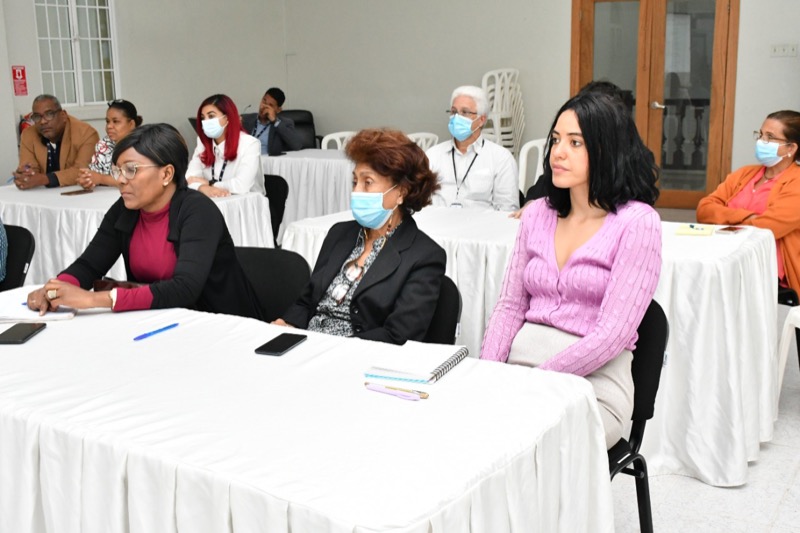 CONAPE capacita sus colaboradores en el área técnica