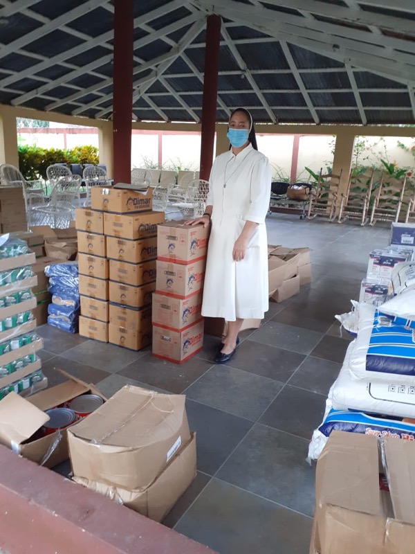 CONAPE entrega alimentos, bebidas, y suplementos a Asilos y Hogares Diurnos del pais.