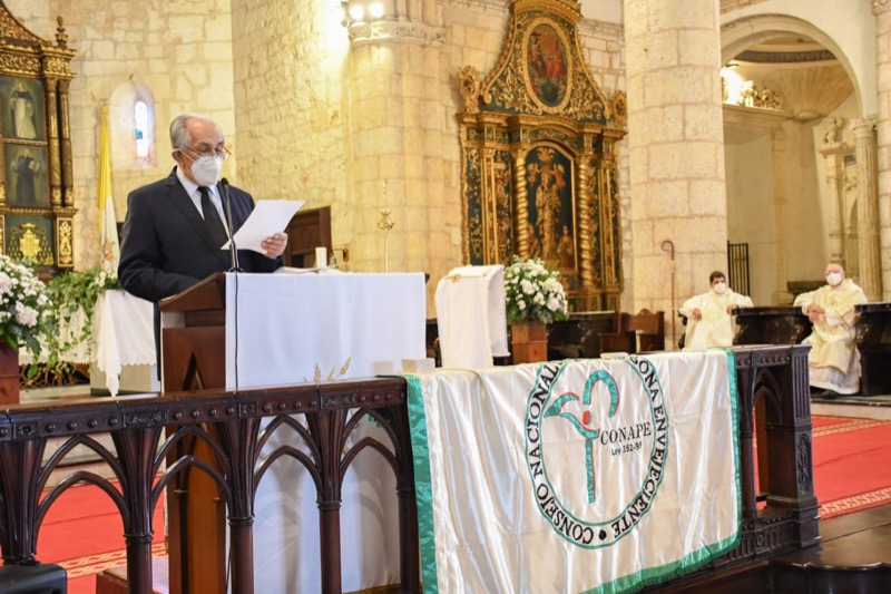 Conape rinde homenaje a envejecientes en su día