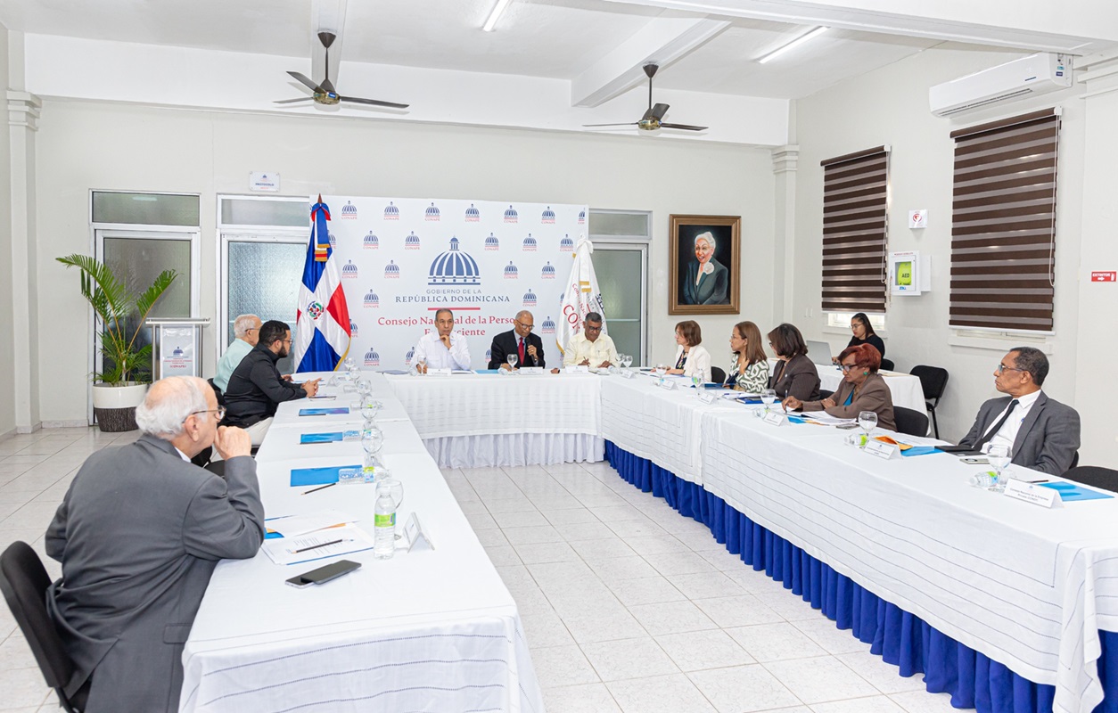 La atención integral y la política de cuidados a los adultos mayores será el eje central de la gestión del CONAPE en 2026