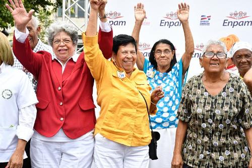 RD con  adultos mayores  empoderados, gracias a los trabajos de inclusión plena que ejecuta el Conape