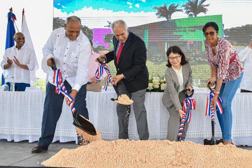 CONAPE da primer palazo para construcción de hogar para adultos mayores en San Rafael de Yuma