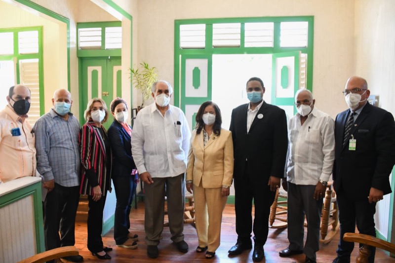 CONAPE visita Salcedo intervendrá asilos y promete Construir uno nuevo